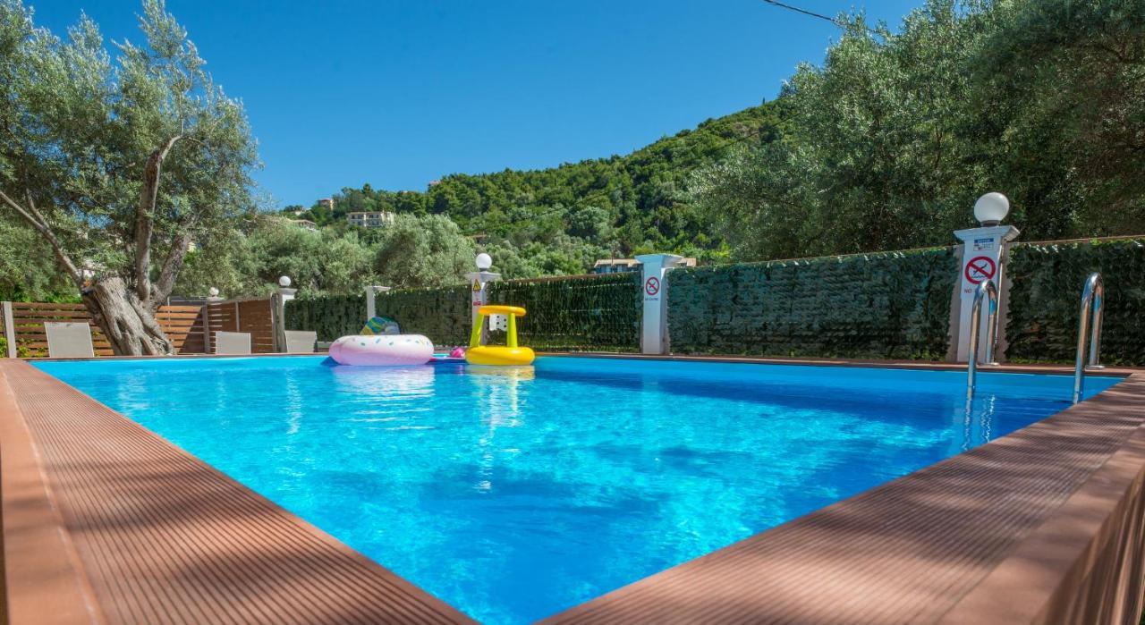 Evalena Home Frinion Exterior photo
